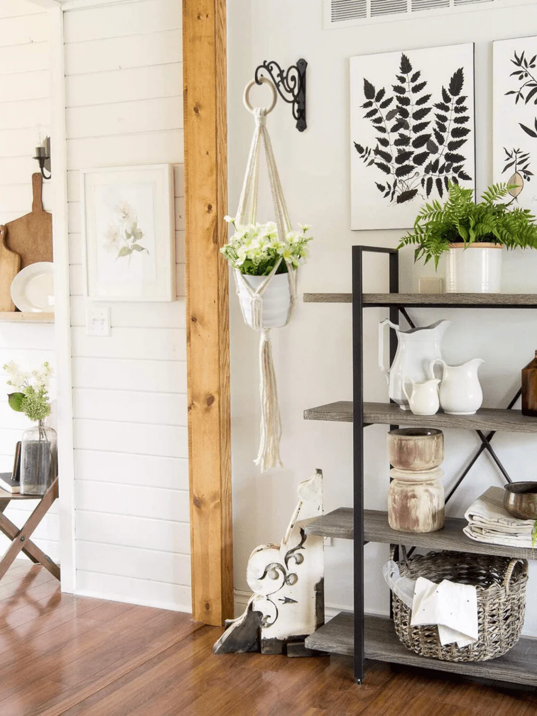 Metal Wall Plant Bracket Black - Image 5