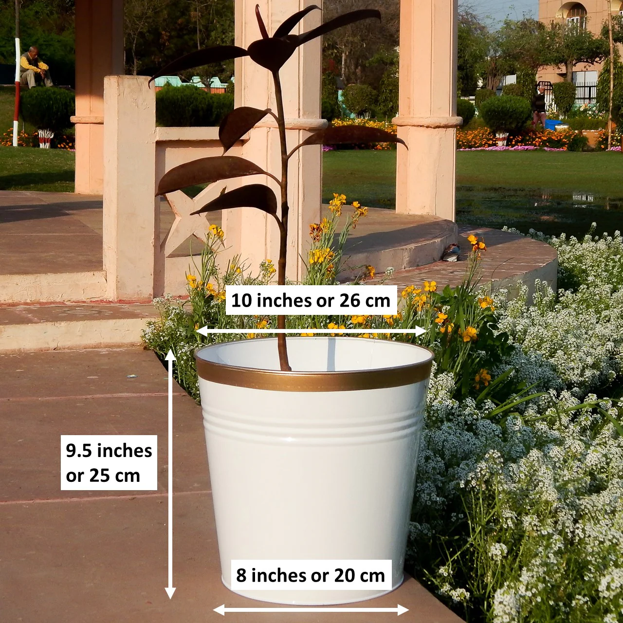 Pure Charm – White Bucket Metal Planter Set by Ecofynd (Set of 3) - Image 4